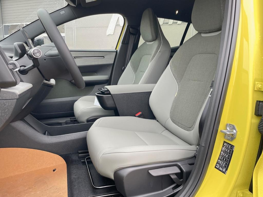 Volvo EX30