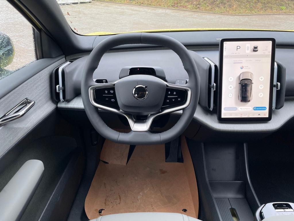 Volvo EX30
