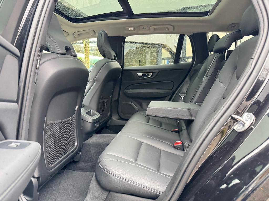 Volvo V60 Plus Dark