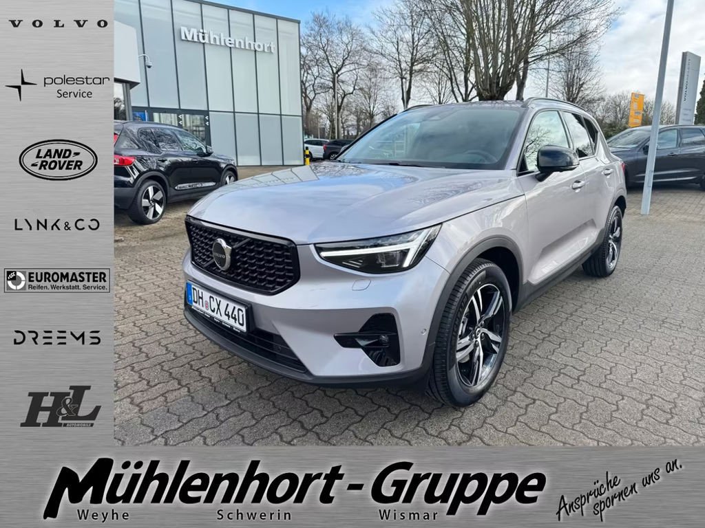 Volvo XC40 Plus Dark