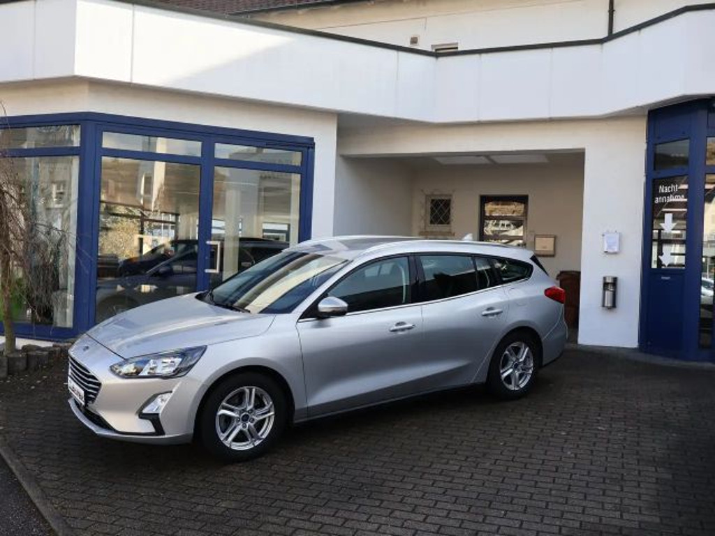 Ford Focus Cool & Connect