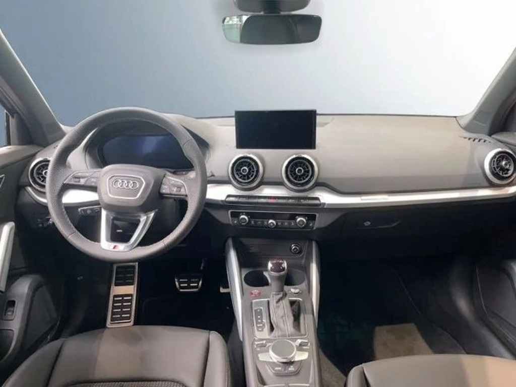 Audi SQ2
