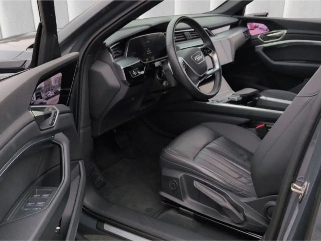 Audi Q8 e-tron
