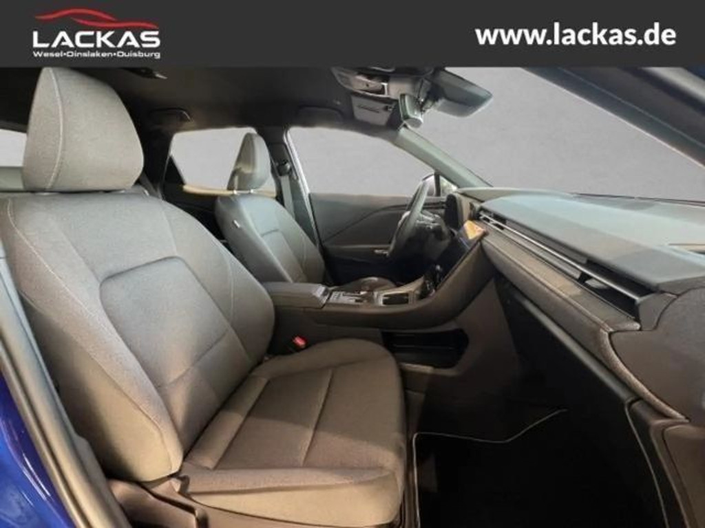 Lexus LBX