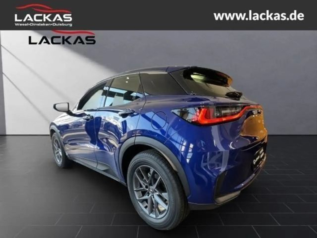 Lexus LBX