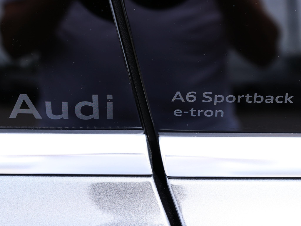 Audi A6 e-tron