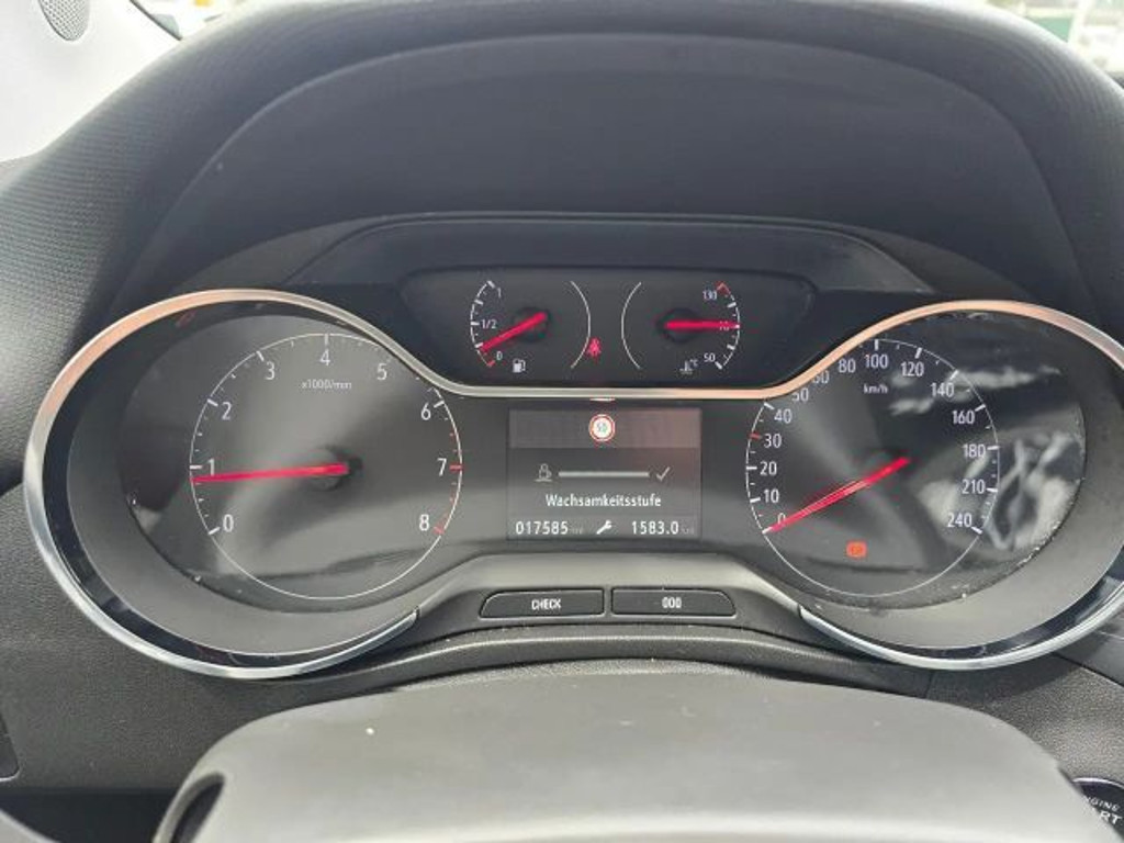 Opel Crossland X