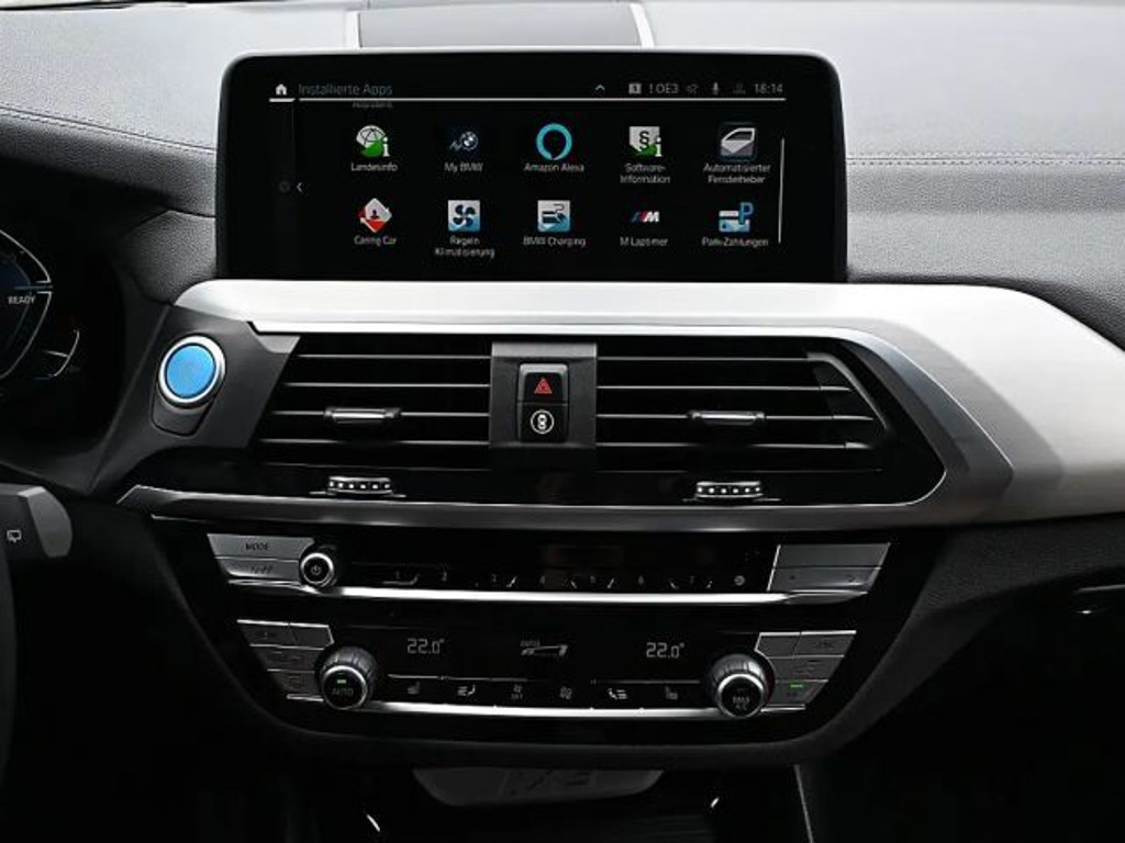 BMW iX3
