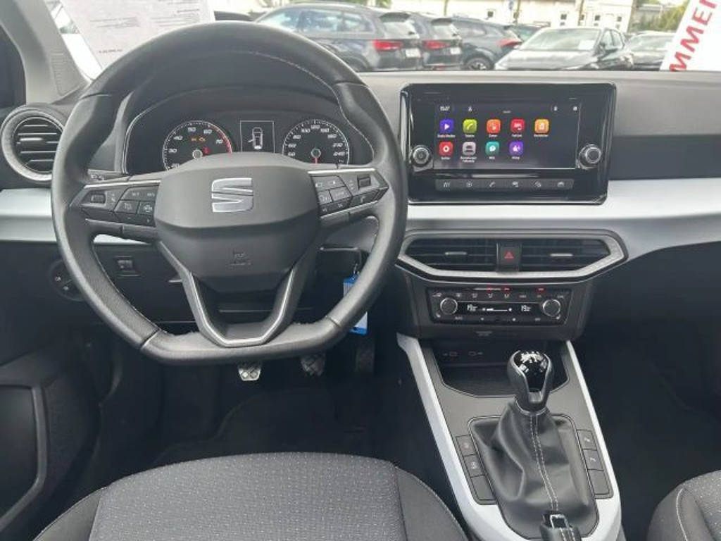 Seat Arona