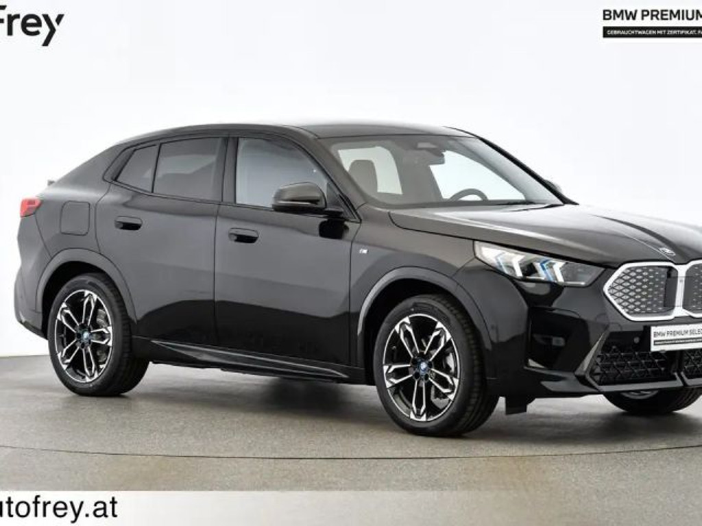 BMW iX2