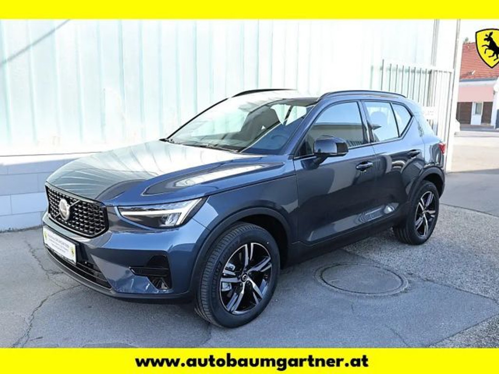 Volvo XC40 Plus Dark
