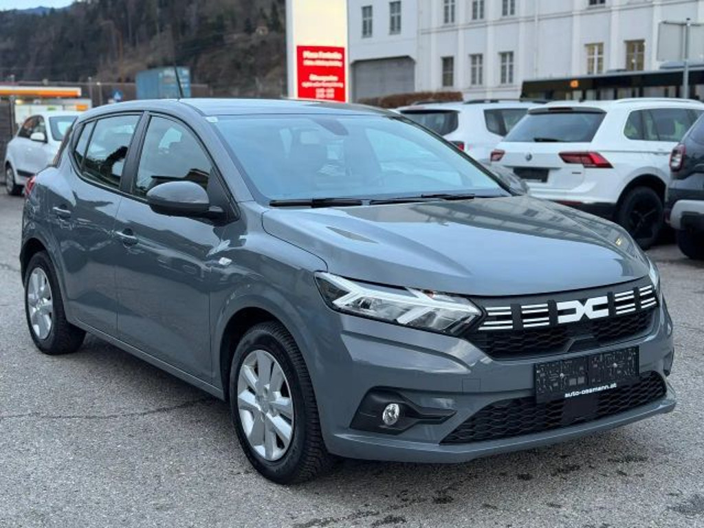Dacia Sandero Benzin 1.Besitz Navi