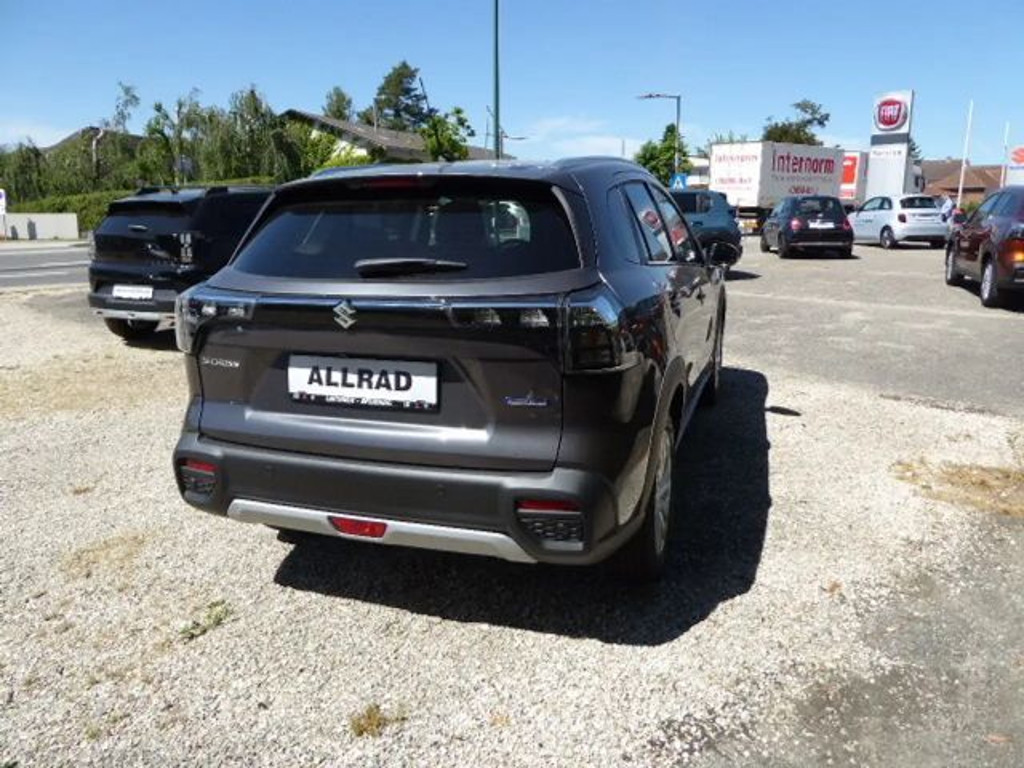 Suzuki S-Cross