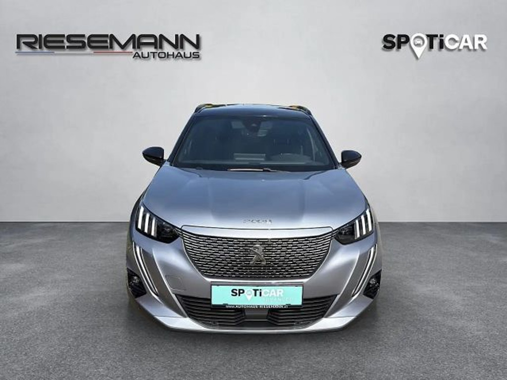 Peugeot e-2008