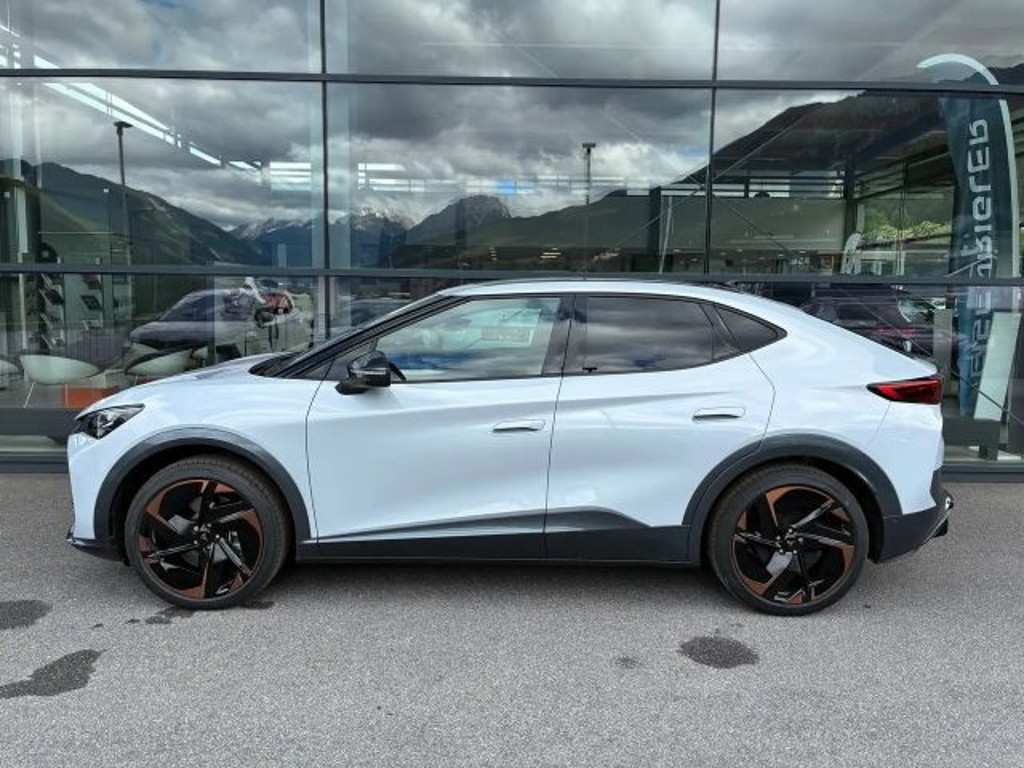 Cupra Tavascan