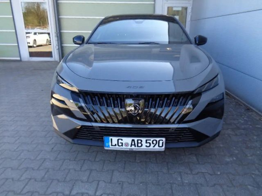 Peugeot 408