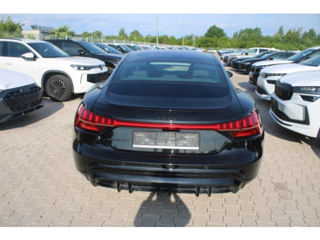 Audi e-tron GT