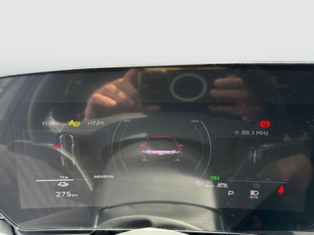 Audi A6 e-tron