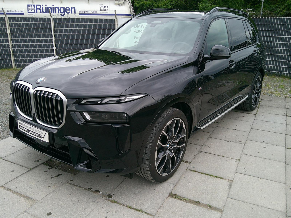 BMW X7