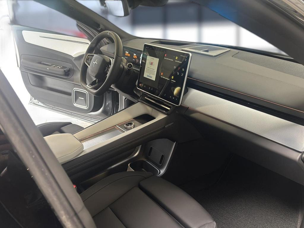 Polestar 4