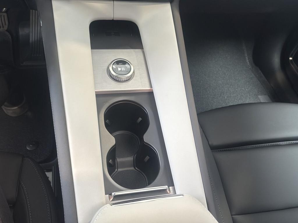 Polestar 4