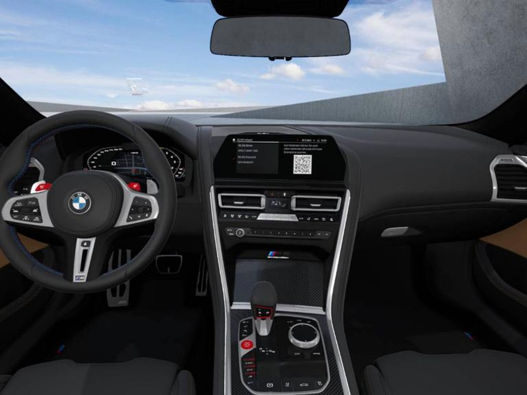 BMW M8