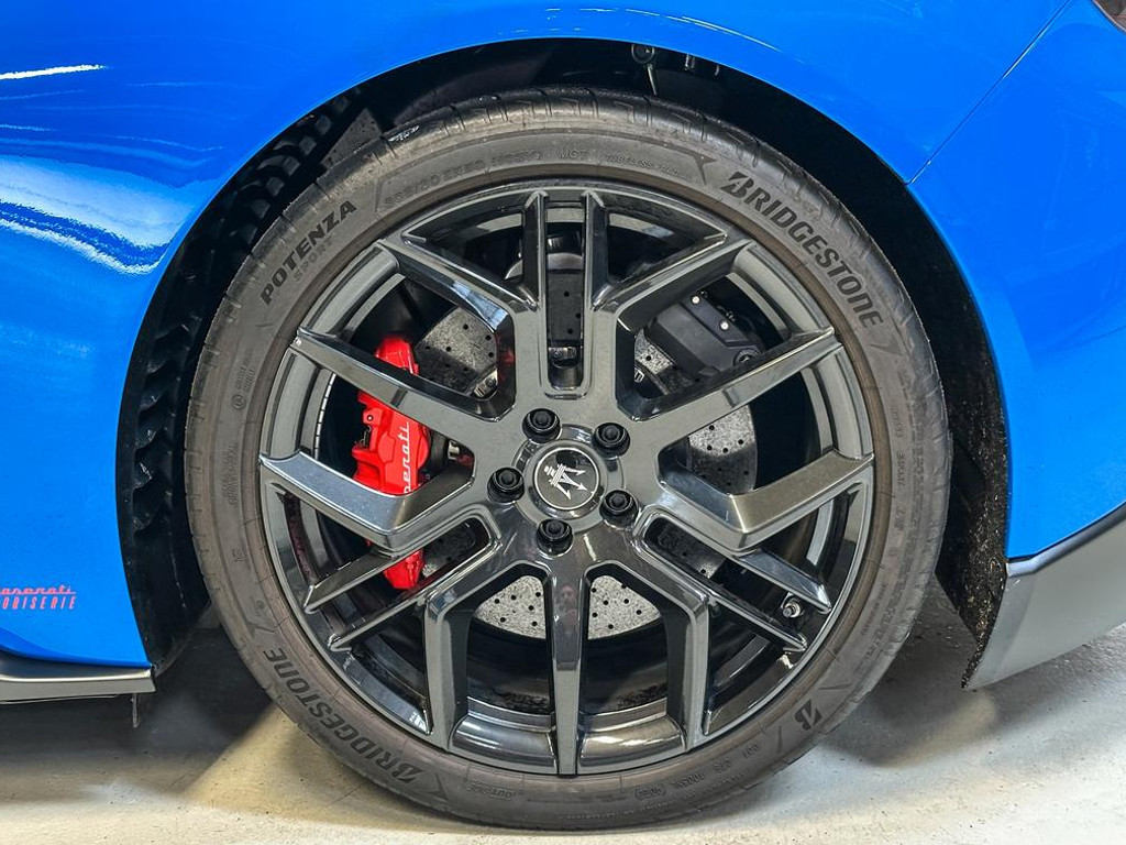Maserati MC20