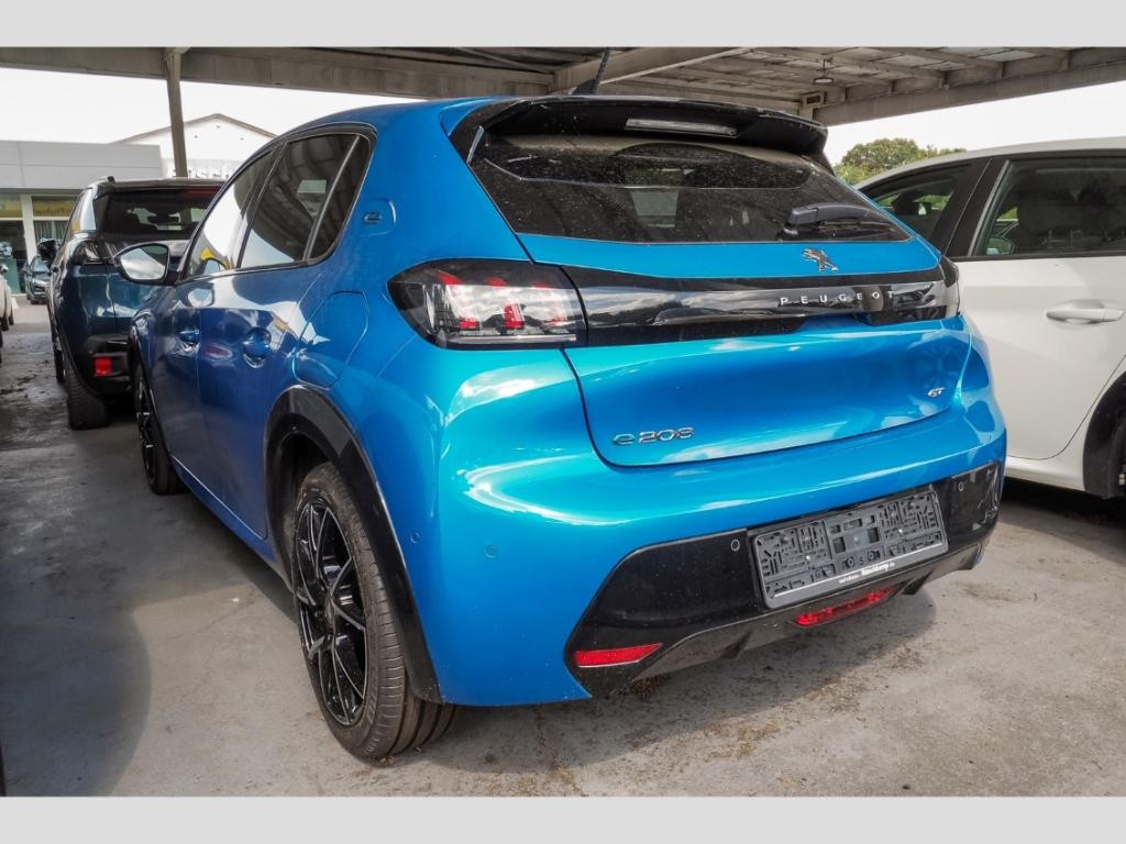 Peugeot e-208