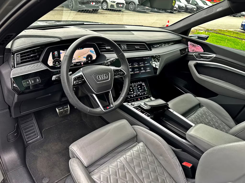 Audi Q8 e-tron
