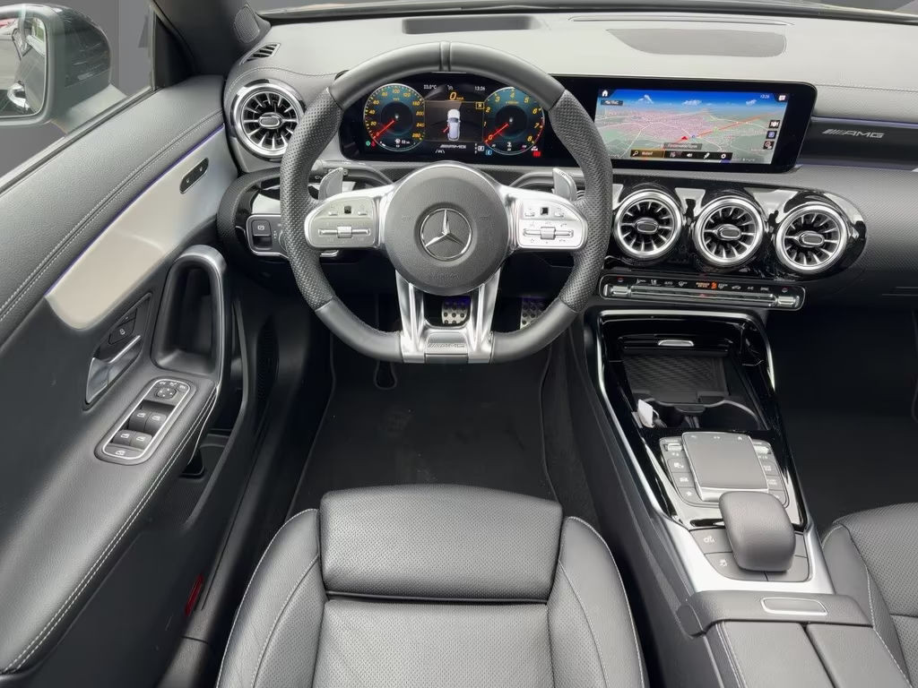 Mercedes-Benz A-Klasse AMG CLA Shooting Brake CLA 35 AMG