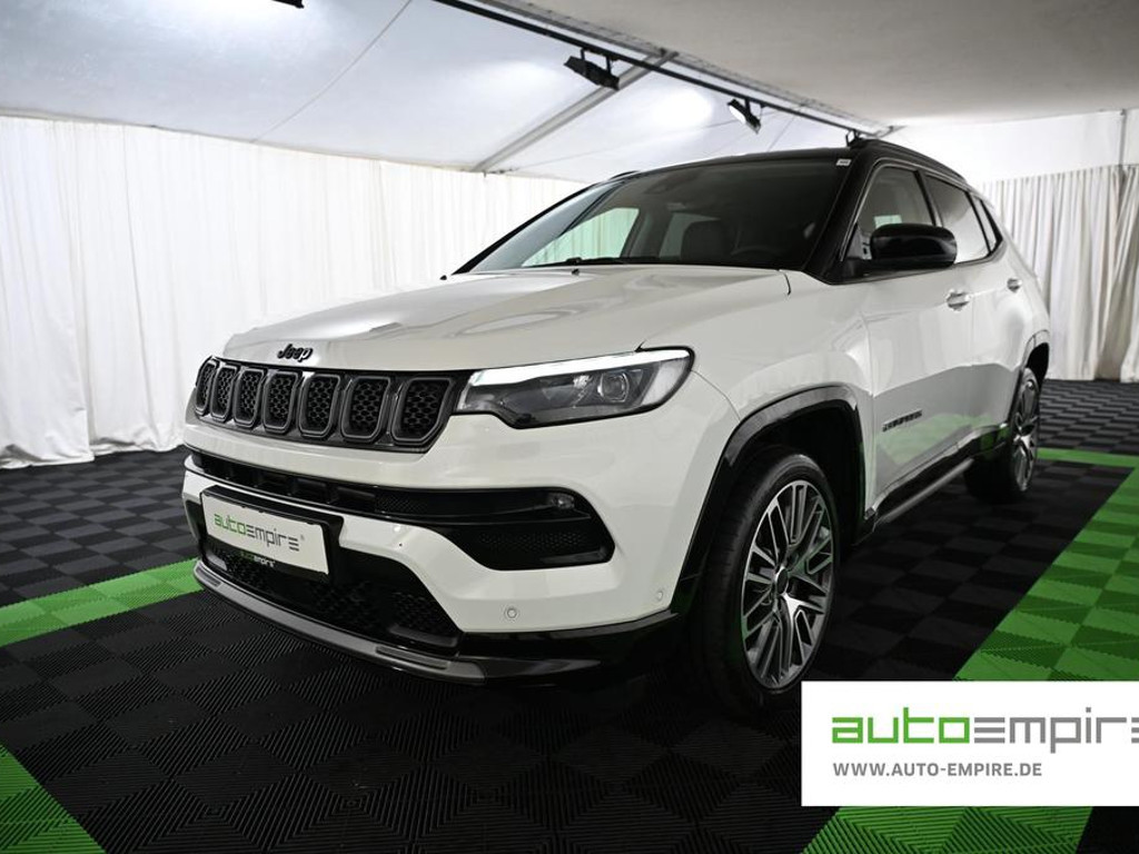 Jeep Compass Summit Hybrid