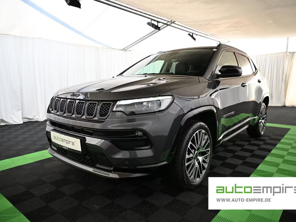 Jeep Compass Summit Hybrid