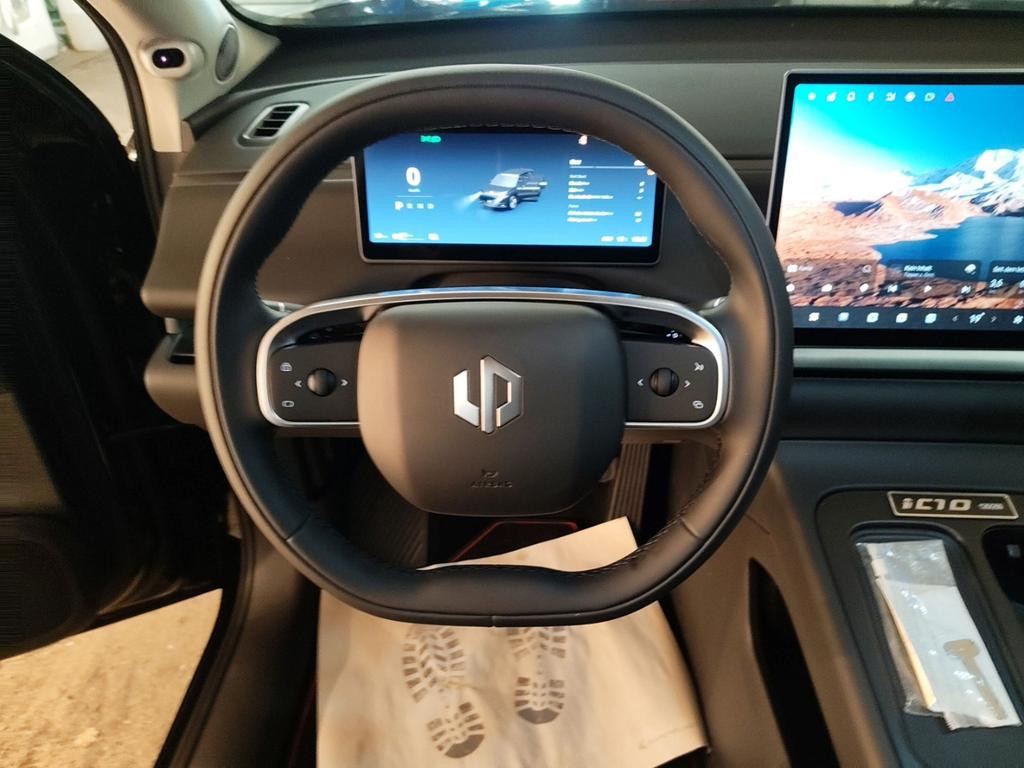 Leapmotor C10
