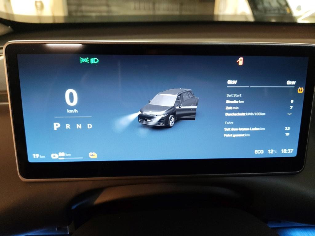 Leapmotor C10