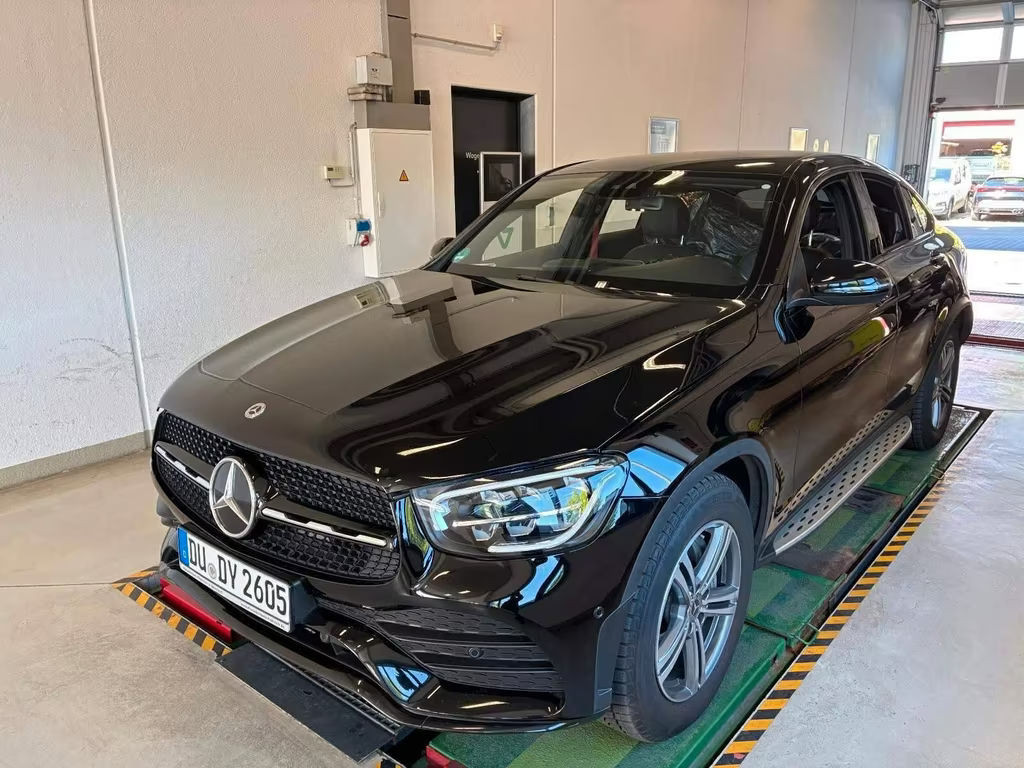 Mercedes-Benz GLC-Klasse GLC 200 AMG Line Coupé