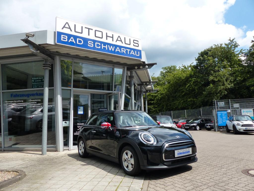 Mini Cooper "Essential Trim" Aut., Apple CarPlay uvm.