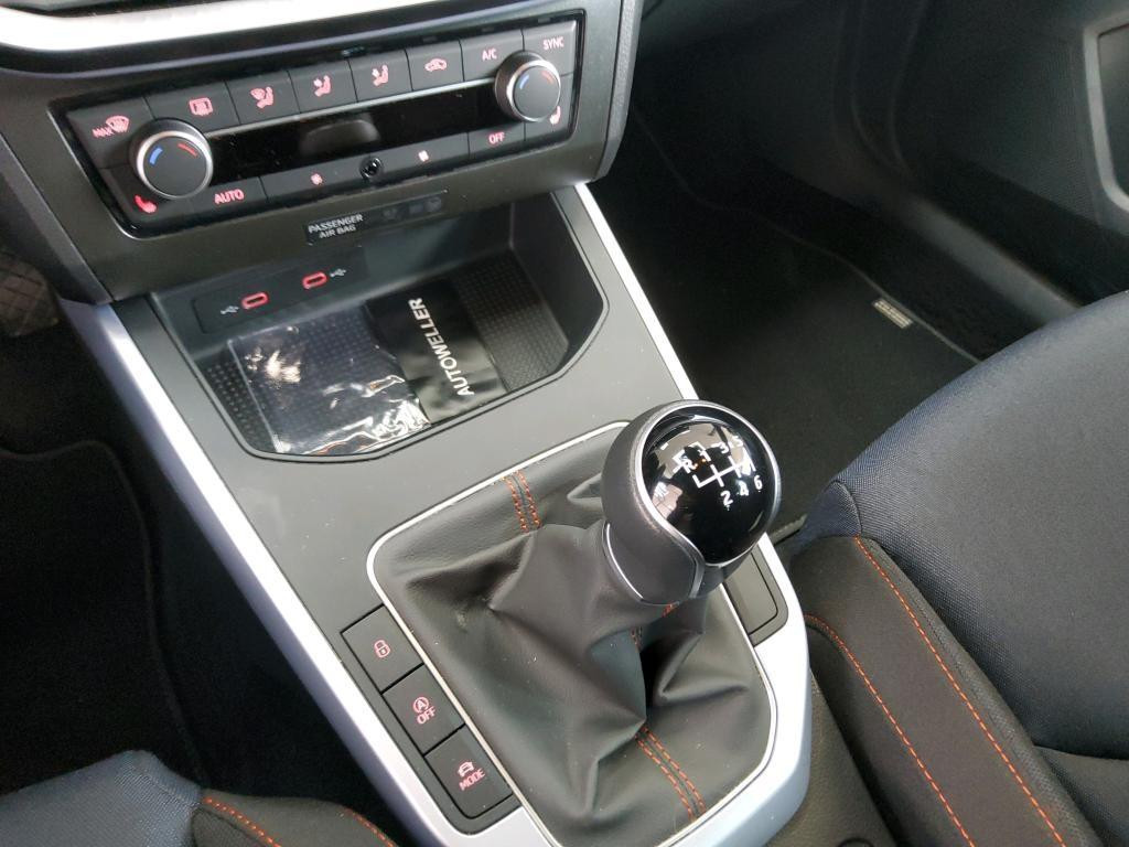 Seat Arona