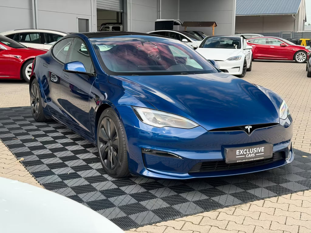 Tesla Model S