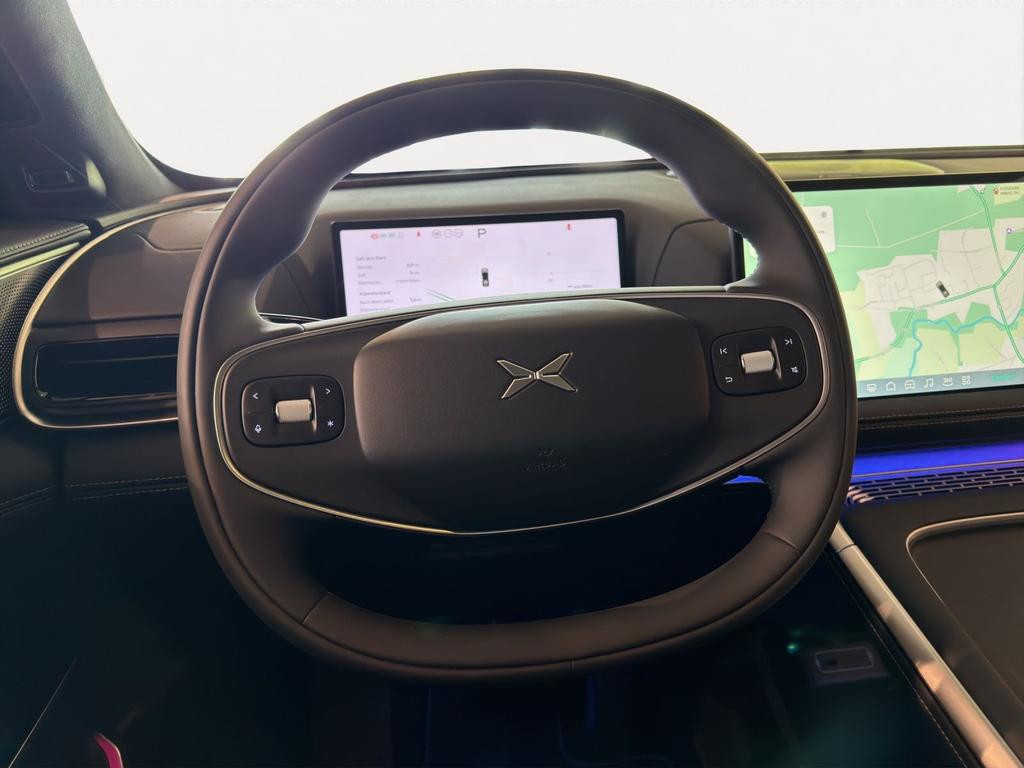 Xpeng G9
