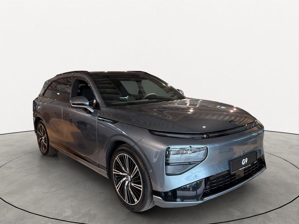 Xpeng G9