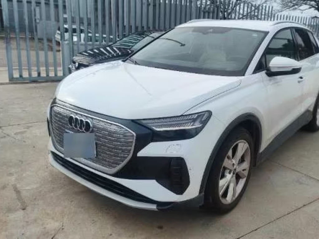 Audi Q4 e-tron Quattro 50