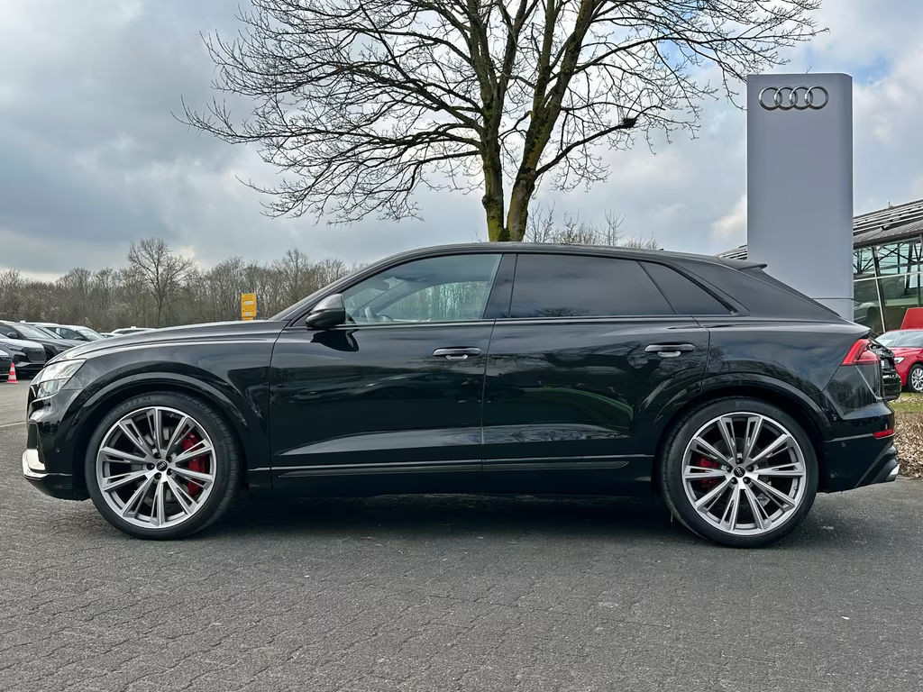 Audi SQ8