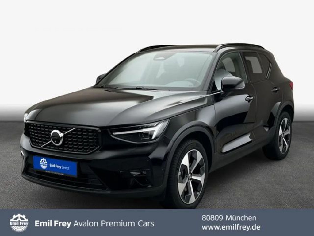 Volvo XC40 Plus Dark