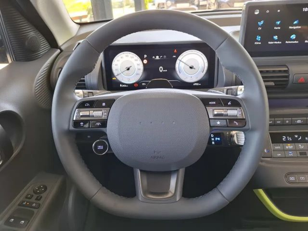Hyundai INSTER