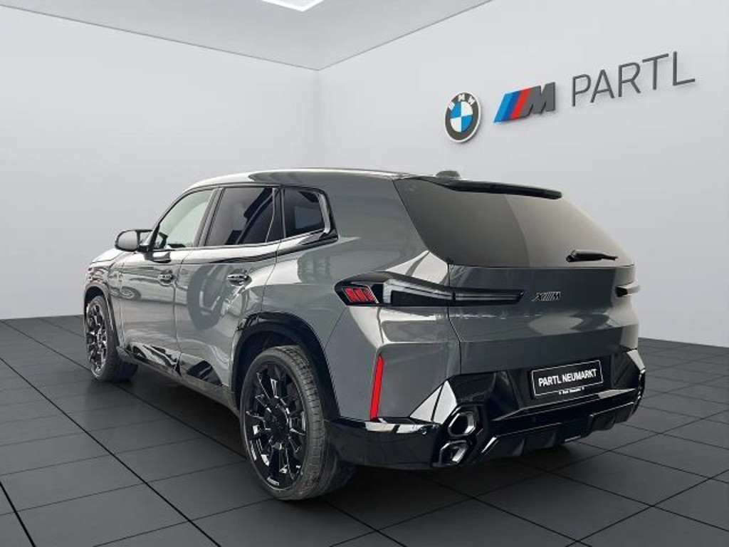BMW XM