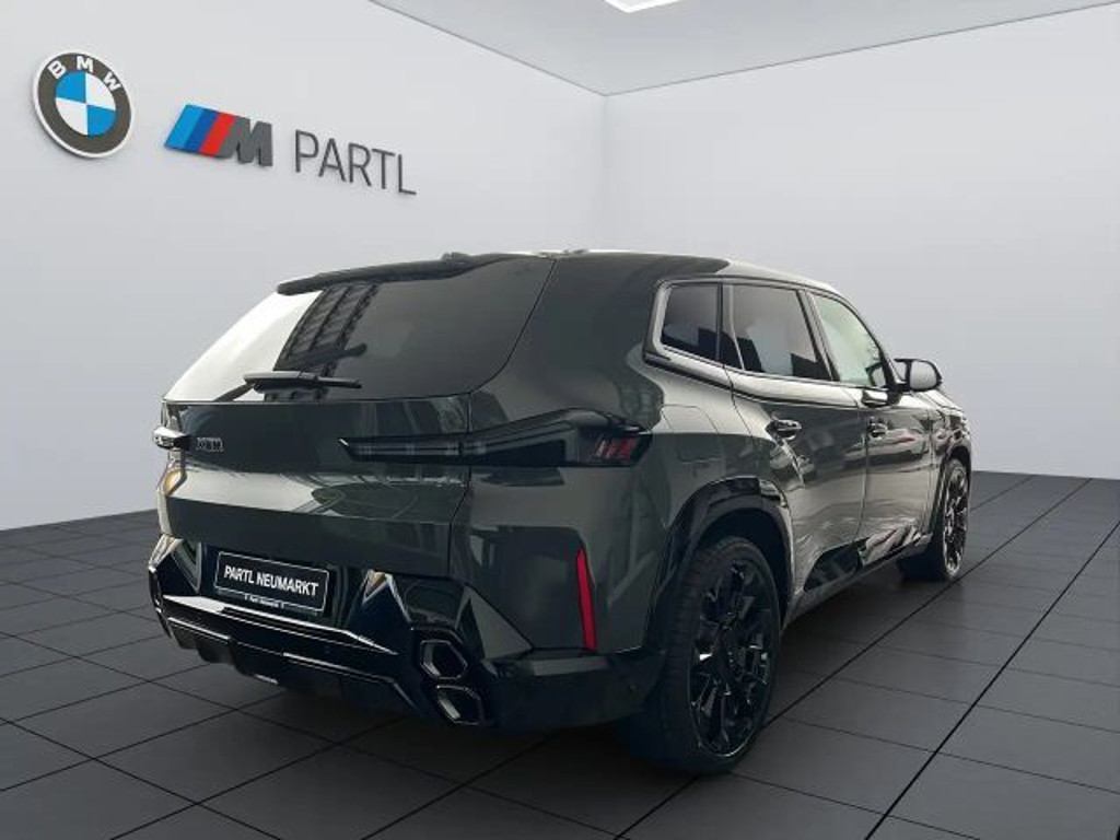BMW XM