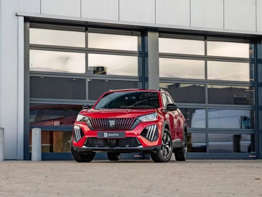 Peugeot 2008 100 PK MT6 | 360° Camera | Keyless | Dodehoekde...