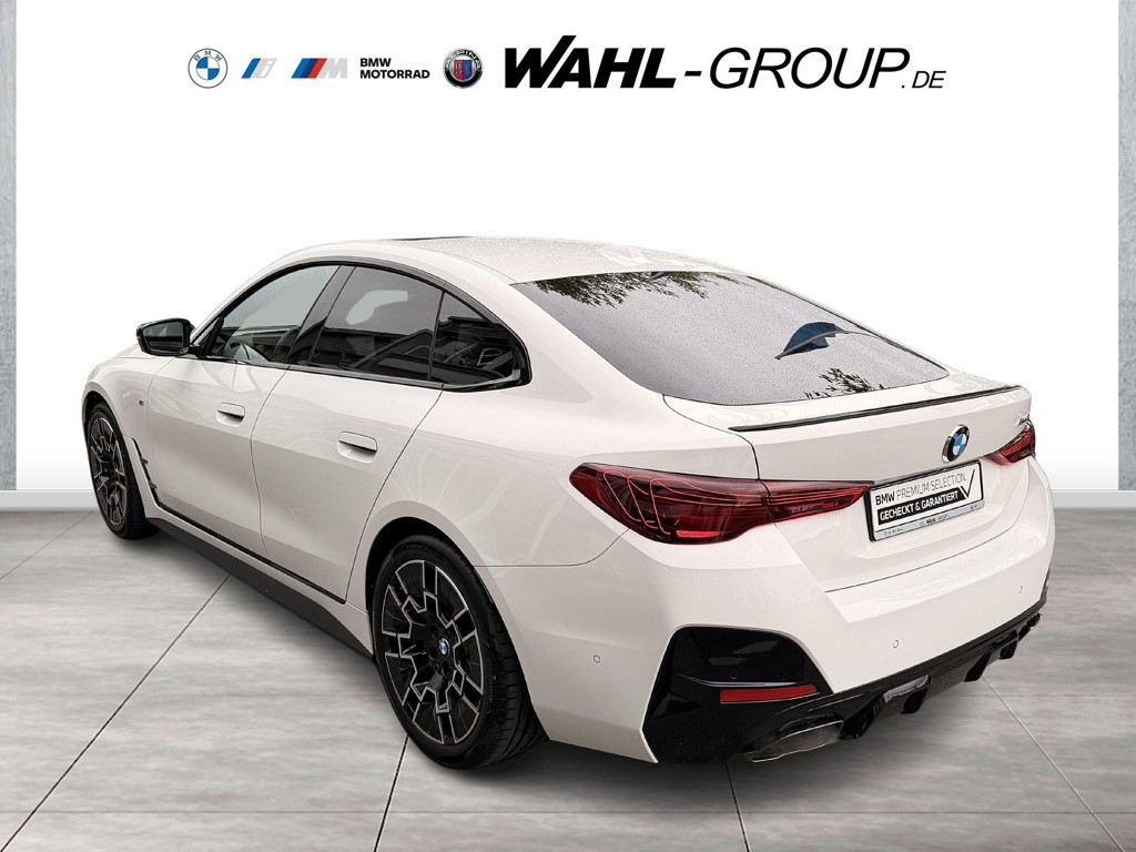 BMW M440