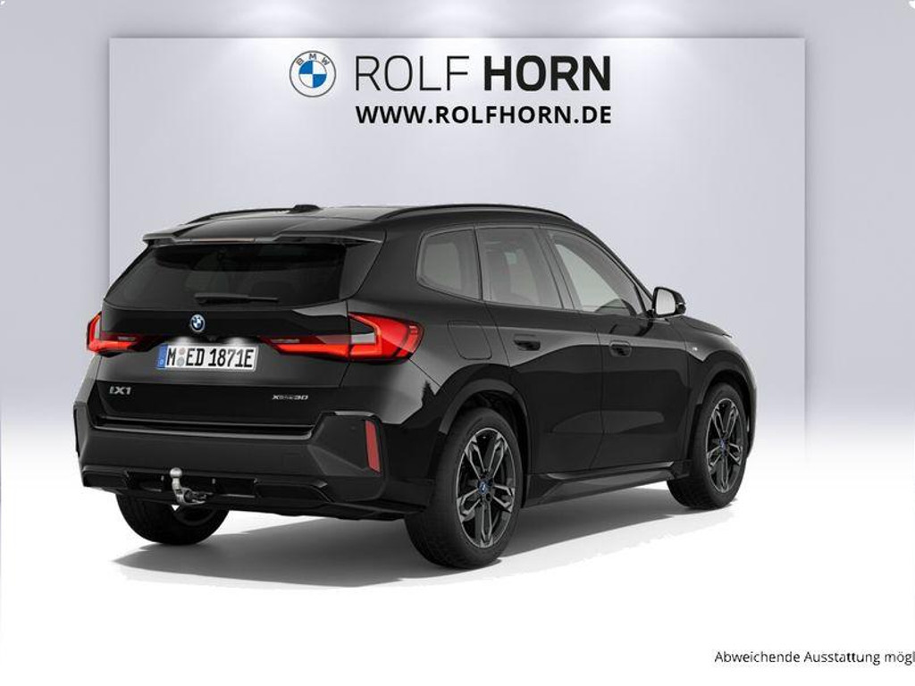 BMW iX1