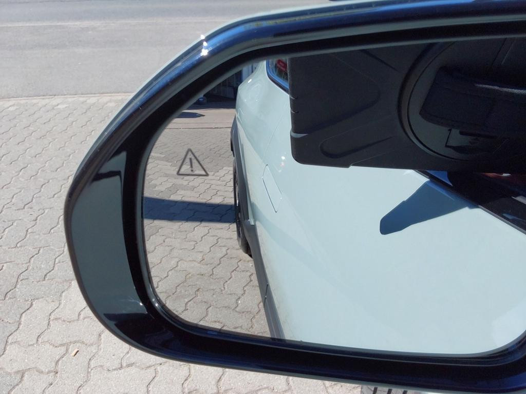 Kia EV2